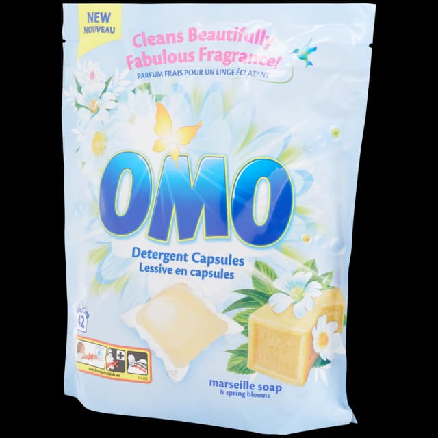 Capsules de lessive Omo Savon de Marseille et fleurs de printemps